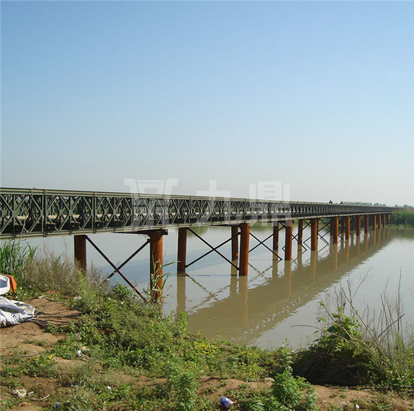 標準鋼(gang)便(bian)橋(qiao)