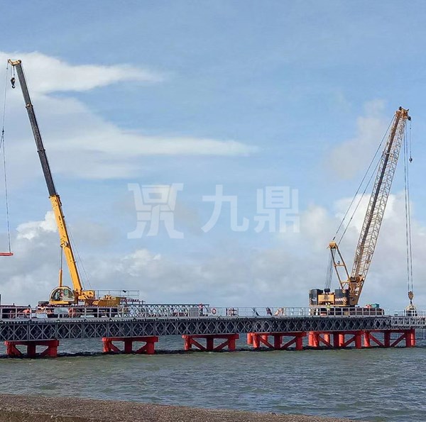 中(zhong)交三(san)航青(qing)島(dao)跨(kua)海(hai)大(da)橋防(fang)腐鋼便橋