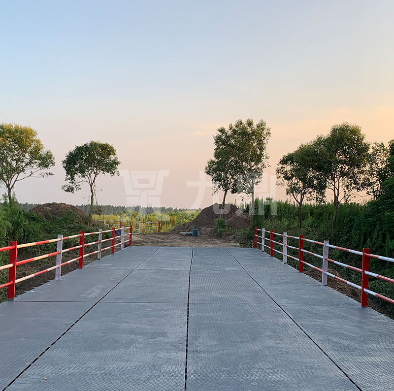 鋼(gang)棧(zhan)橋(qiao)使(shi)用(yong)過程(cheng)中的穩定性(xing)